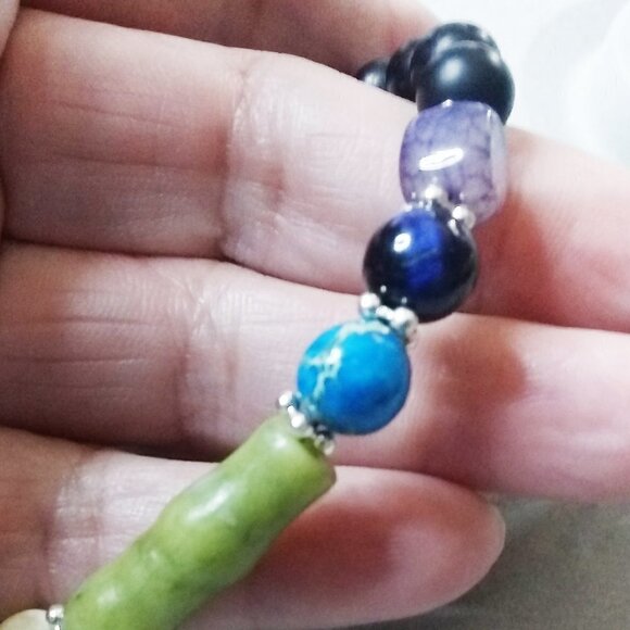 8" Chakra Stretch Bracelet w. Carnelian, Citrine Jasper, Tigereye & Agate Stone - Picture 3 of 9